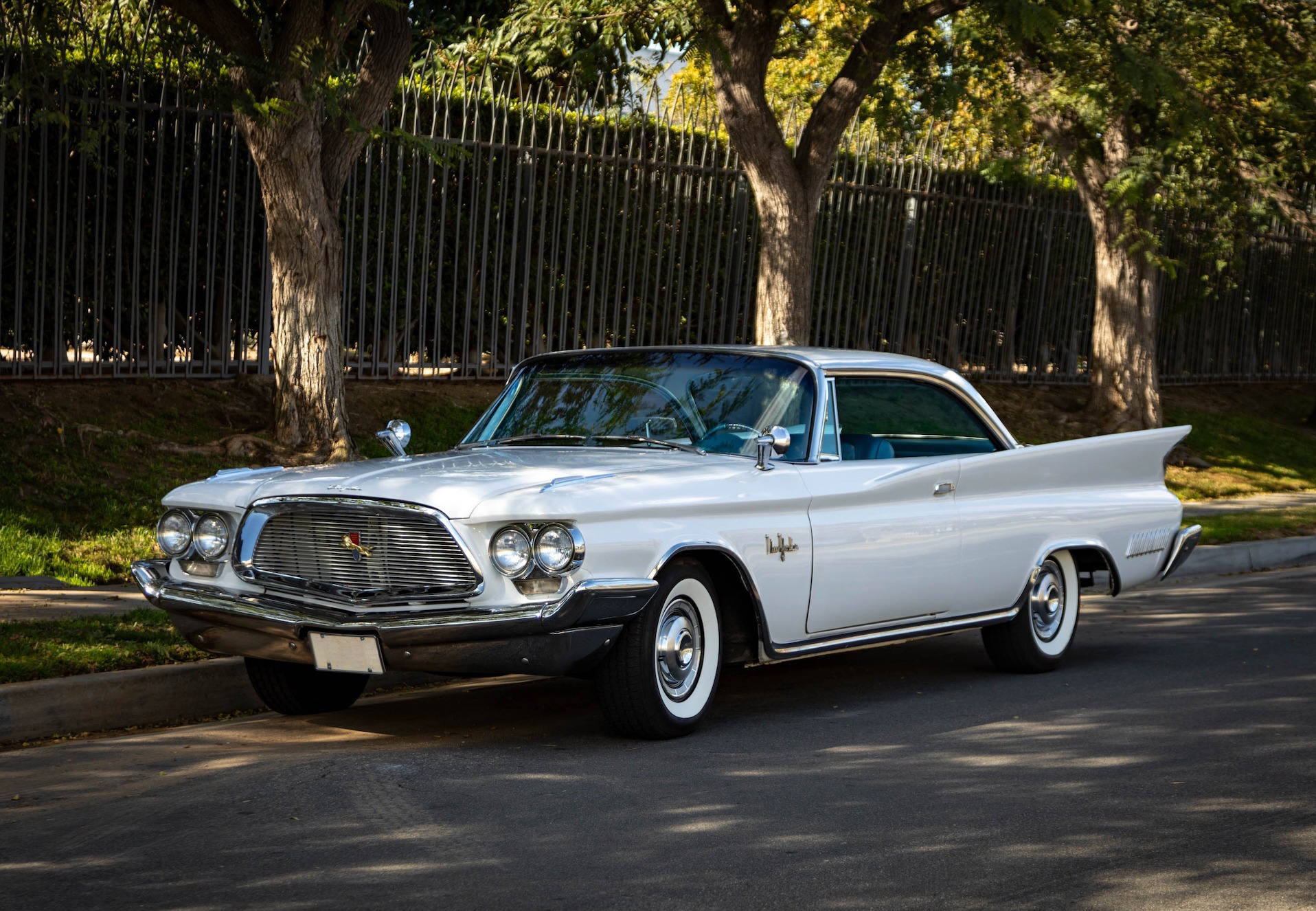 1960-chrysler-new-yorker-mhqvlkh9